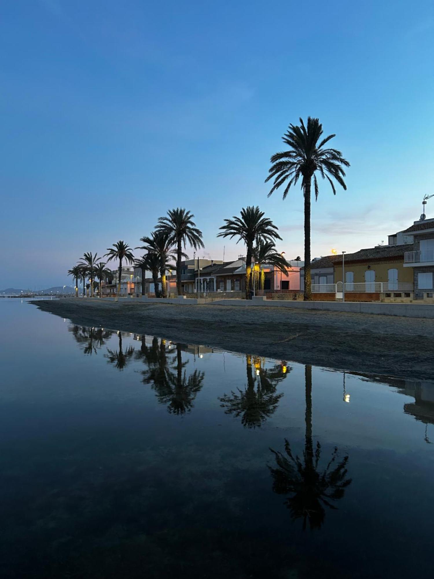 Apartamento Mar Menor, Los Urrutias - Beachfront Apartment With Patio Under New Management Since July 2024 Cartagena Eksteriør billede